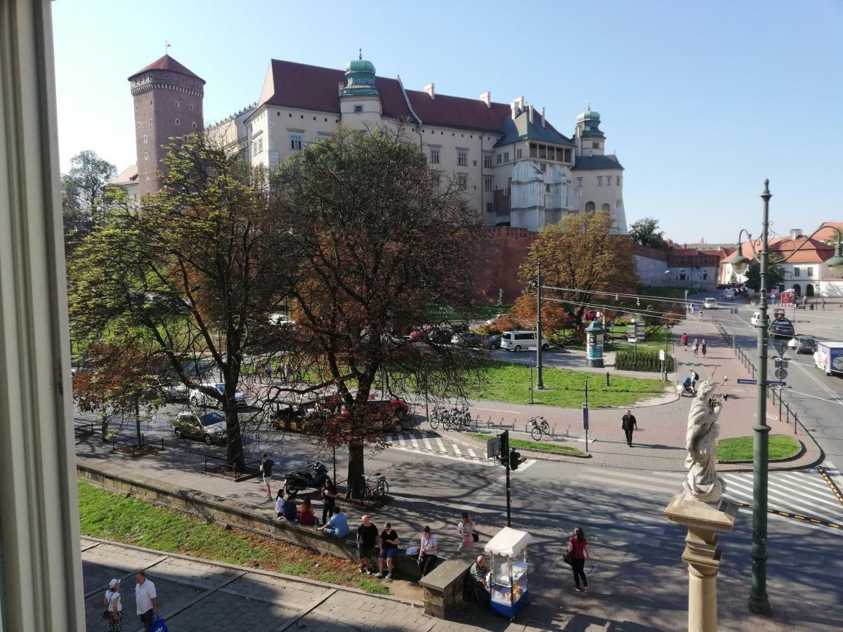Wawel Suites Krasków Εξωτερικό φωτογραφία