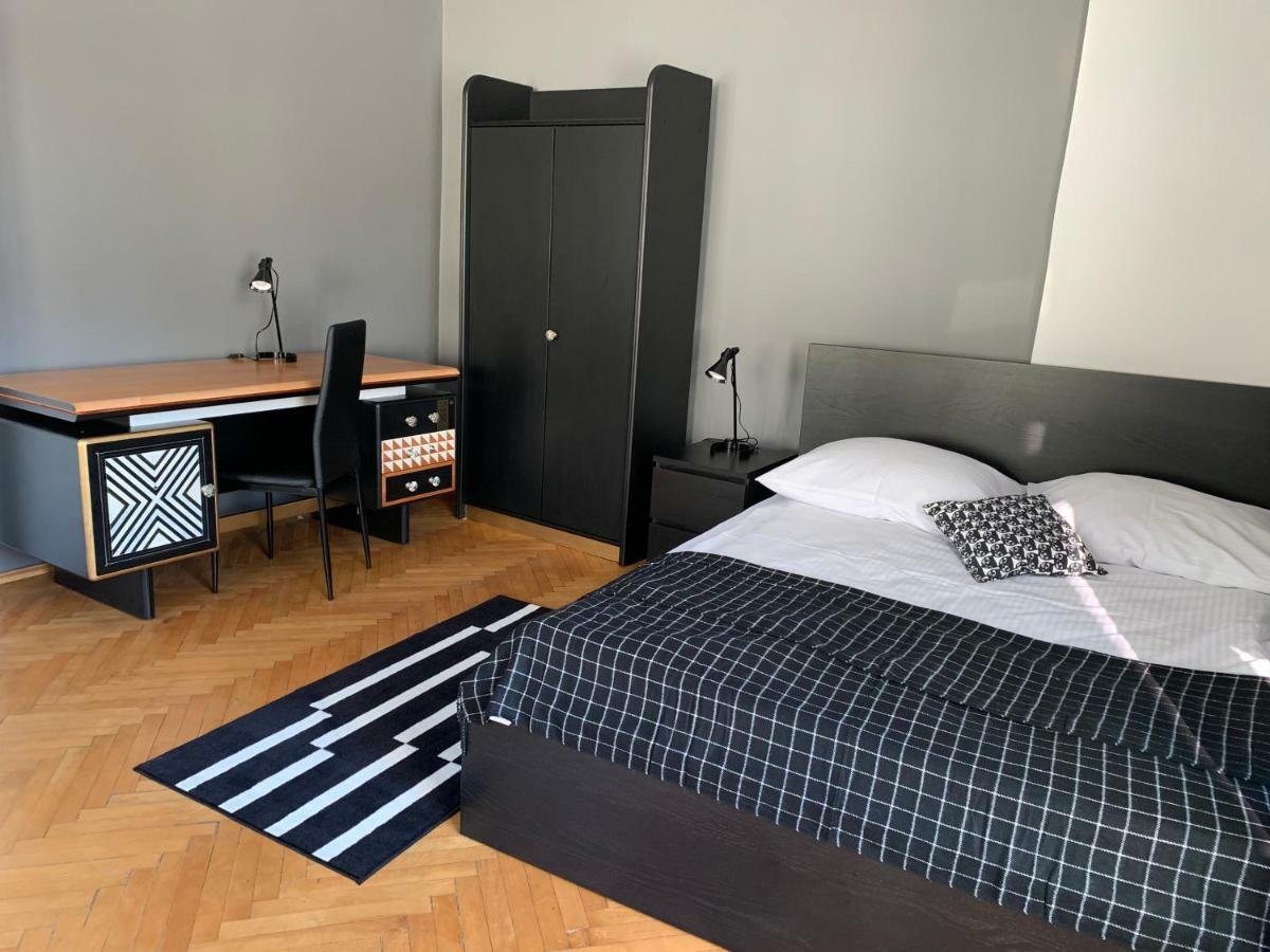 Wawel Suites Krasków Εξωτερικό φωτογραφία