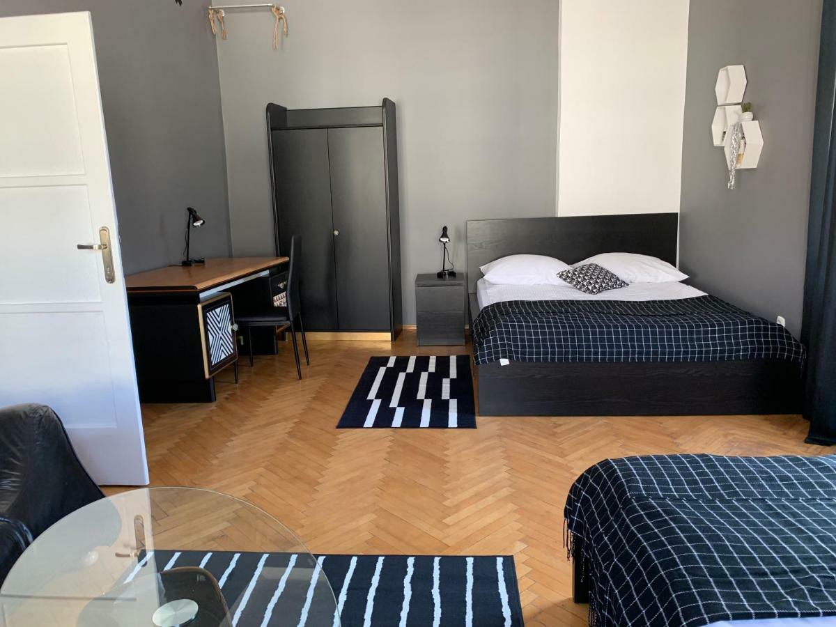 Wawel Suites Krasków Εξωτερικό φωτογραφία
